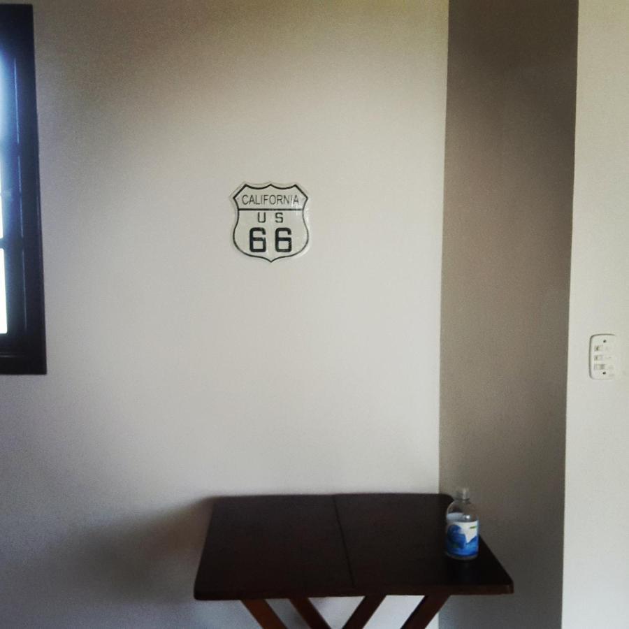 Boracalifornia Hotel Бертиога Екстериор снимка